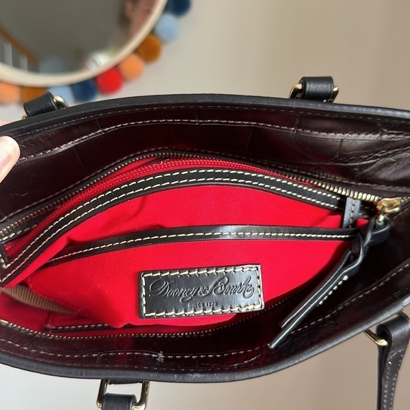 Dooney and Bourke Denison Leather Tote - Picture 4 of 8